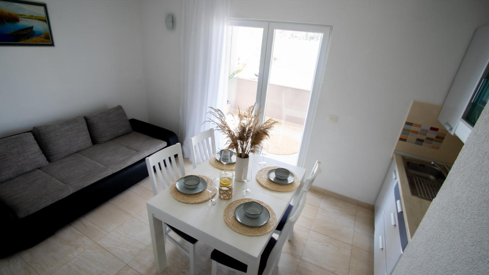 Apartment Antun - Adriatic Coast Retreat Blace Habitación foto